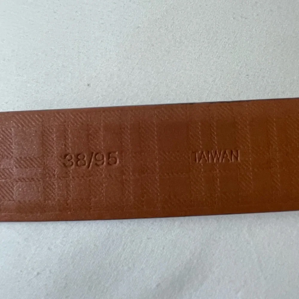 BOCONI NASHVILLE USA Brown Leather Belt Handcrafted Silver Tone Buckle Sz 38/95